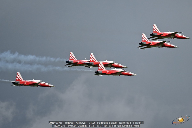 2019-09-07 - Zeltweg - Airpower - 3122 - Patrouille Suisse - Northrop F-5 Tiger II.jpg