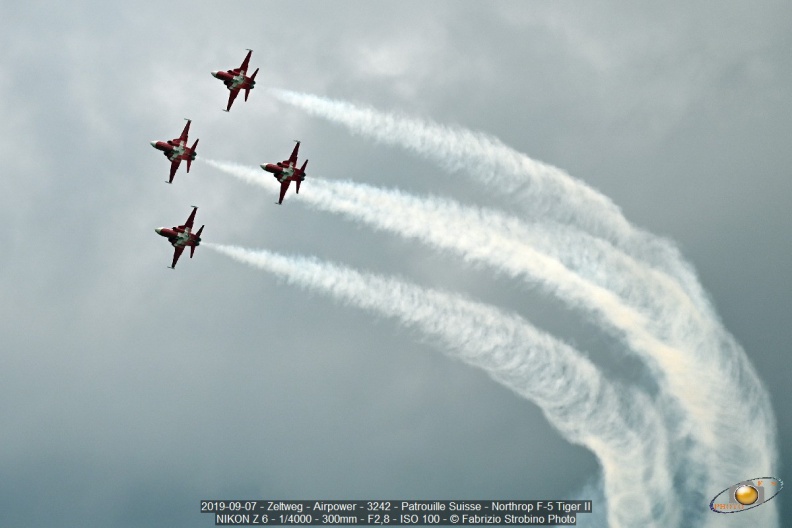 2019-09-07 - Zeltweg - Airpower - 3242 - Patrouille Suisse - Northrop F-5 Tiger II.jpg